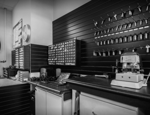 McKinney Auto Lockout: Kit vs. Professional