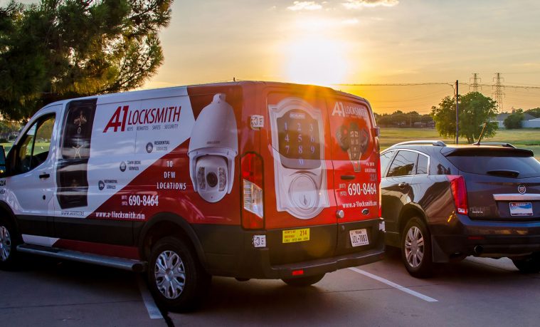 Van-Cadillac-Sunset-759×459
